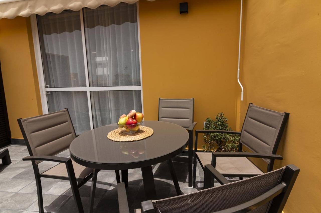 Homeforguest Atico Cecilia Con Vistas Al Mar En Los Cristianos Los Cristianos  Εξωτερικό φωτογραφία